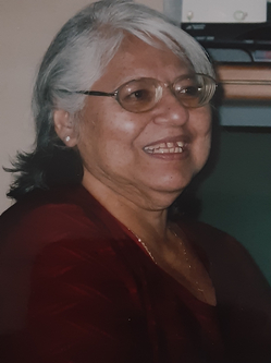 Mary Mitchell - PHOTO.jpg