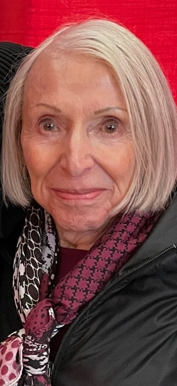 Jenny Almas - PHOTO.jpeg