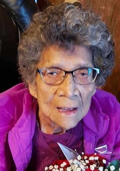 Marie McNaughton - Photo.jpg