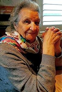 Loretta Betty Martin - PHOTO.jpeg