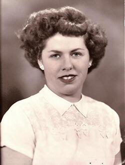 Edna Esselment - PHOTO.jpeg