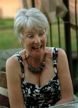 Anne Carr - PHOTO.jpg