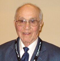 Leslie Davis photo 1.JPG